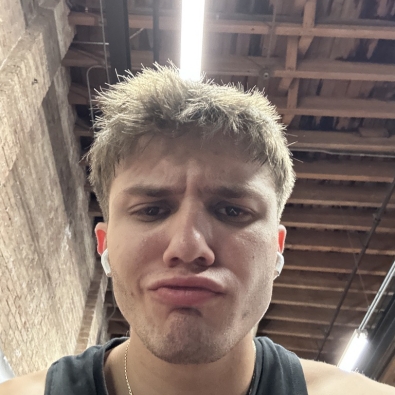 Profile picture for user shoopsy